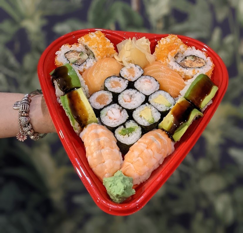 Heart shaped sushi platter