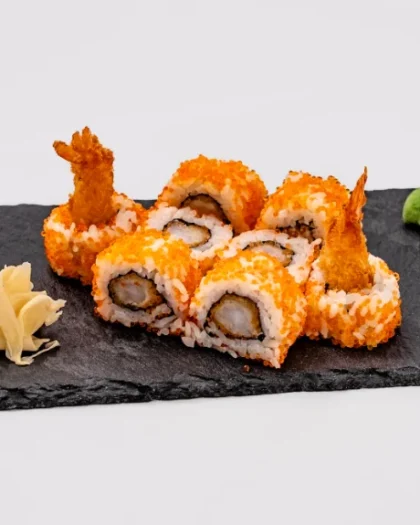 Ebi tobikko uramaki