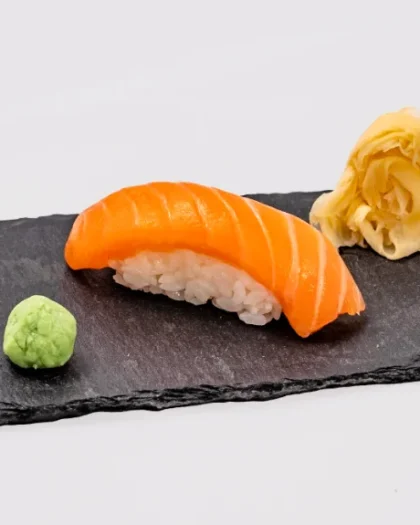 Sake nigiri
